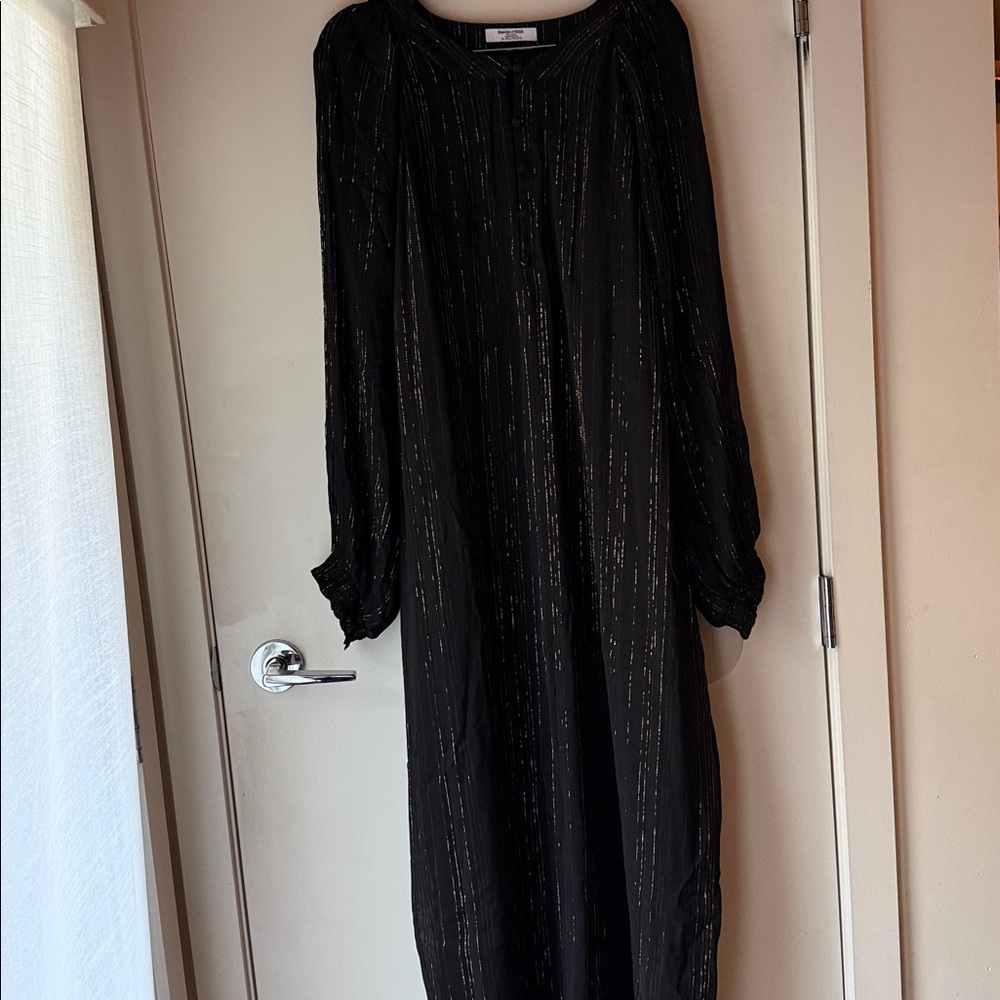 Smash + Tess Black and Gold Long Sleeve Dress - Picture 2 of 4